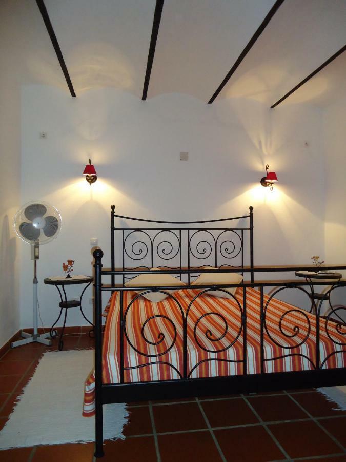 Hôtel Monte Da Avo Chica à Monsaraz Extérieur photo