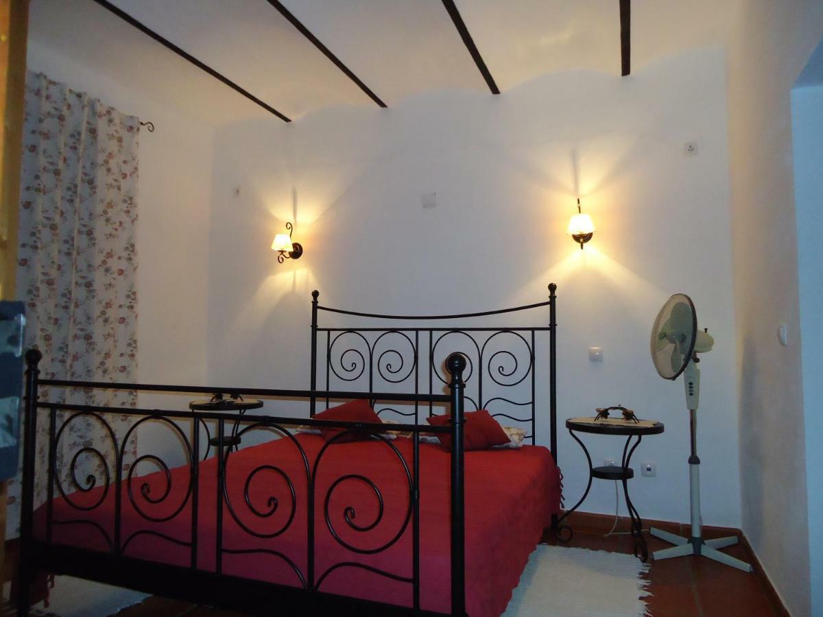 Hôtel Monte Da Avo Chica à Monsaraz Extérieur photo